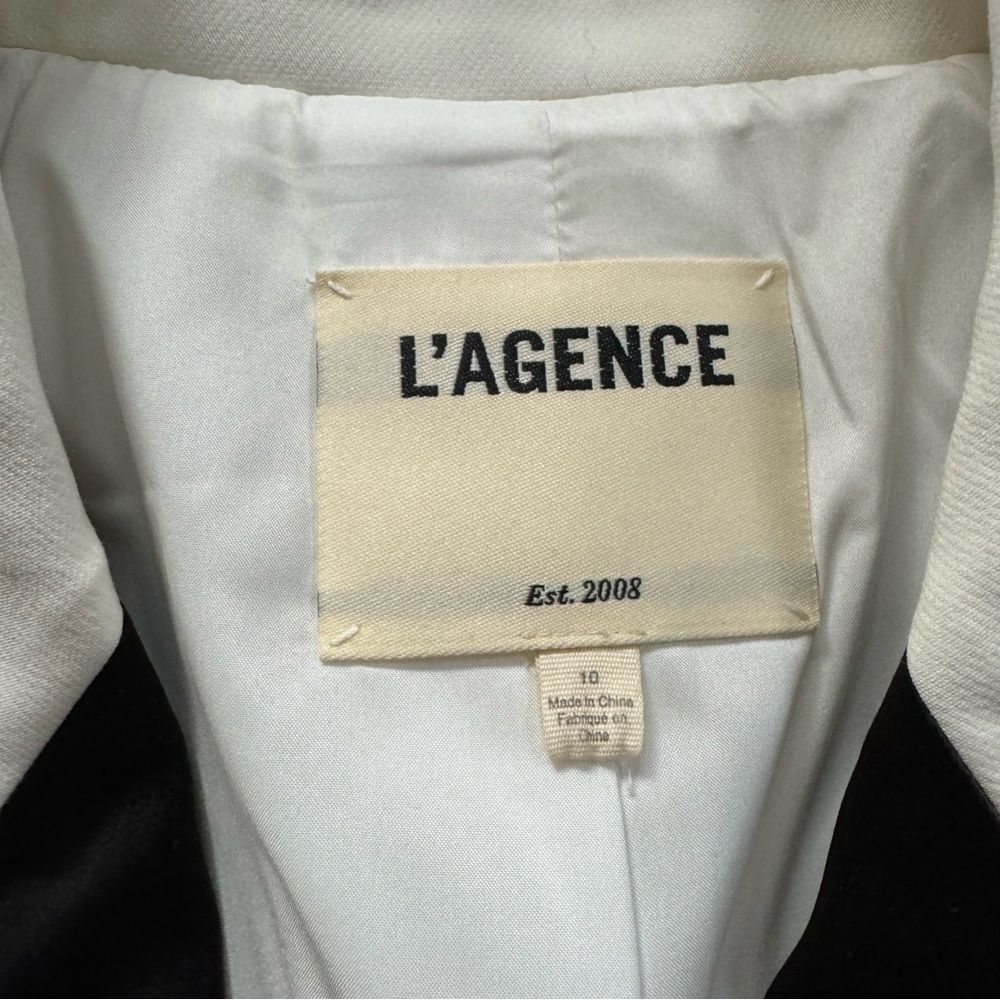 L'AGENCE White Blazer with Black Lapel - Picture 3 of 7